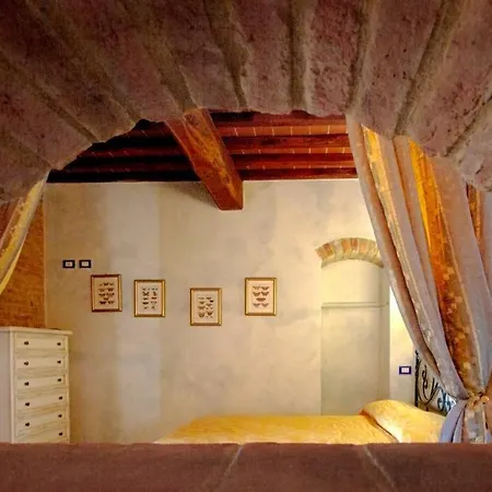 La Torre Del Castello 公寓