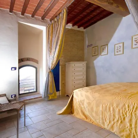 公寓 La Torre Del Castello 甘巴西